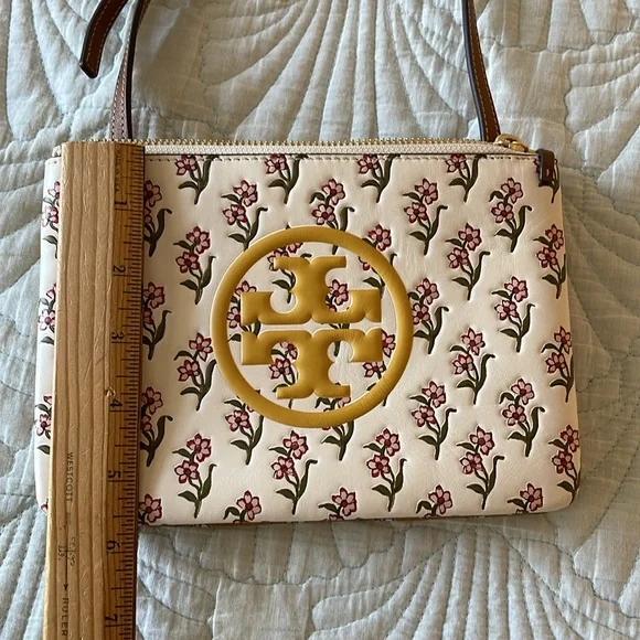 Tory Burch off White and Brown Crossbody Bag with Gold Logo - Picture 10 of 10